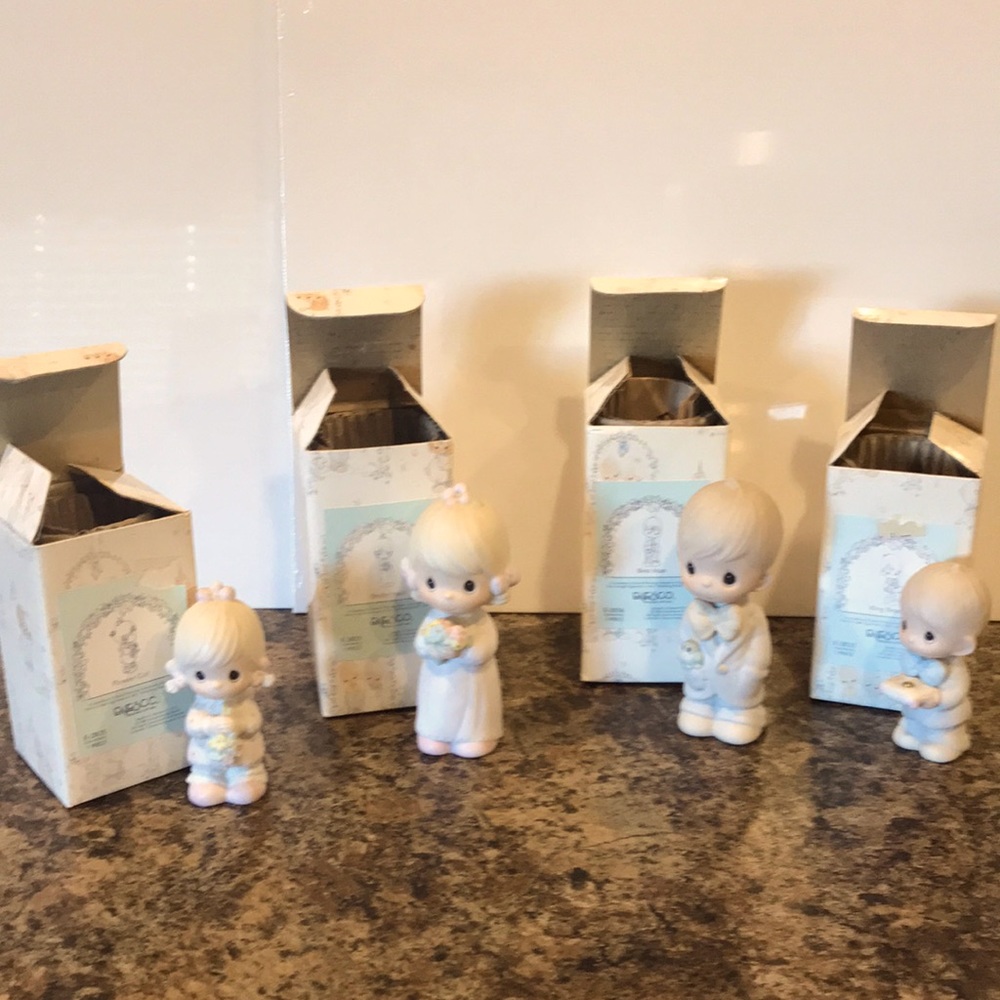 Precious Moments wedding set. Bridesmaid, best man, flower girl & ring bearer.
